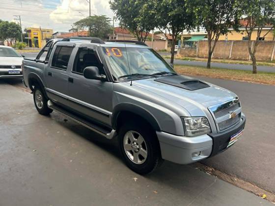 CHEVROLET S10 2.4 ADVANTAGE 4X2 CD 8V FLEX 4P MANUAL